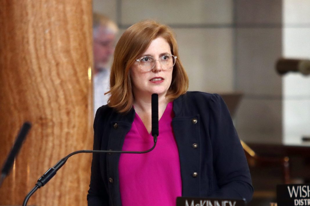 Nebraska legislator’s filibuster over trans rights echoes 2013 abortion rights standoff