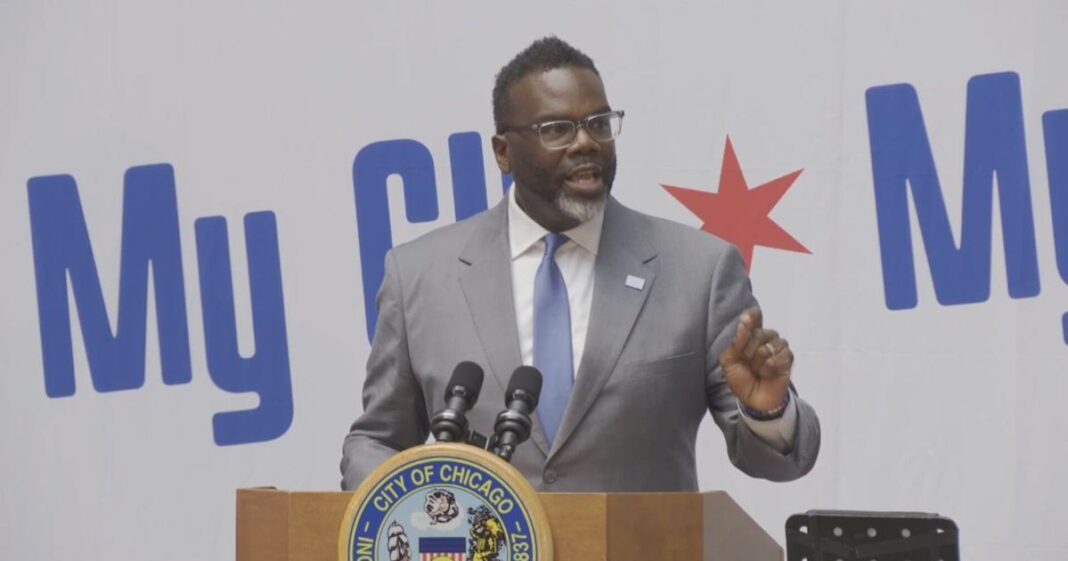 Chicago mayor meets with city's youth to discuss crime prevention | Illinois