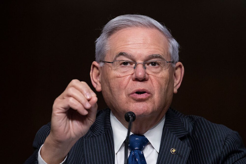 Menendez steps down temporarily as U.S. Senate committee chairman amid federal charges