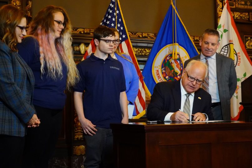 Gov. Walz signs executive order: 3/4 of state jobs no longer require college degree